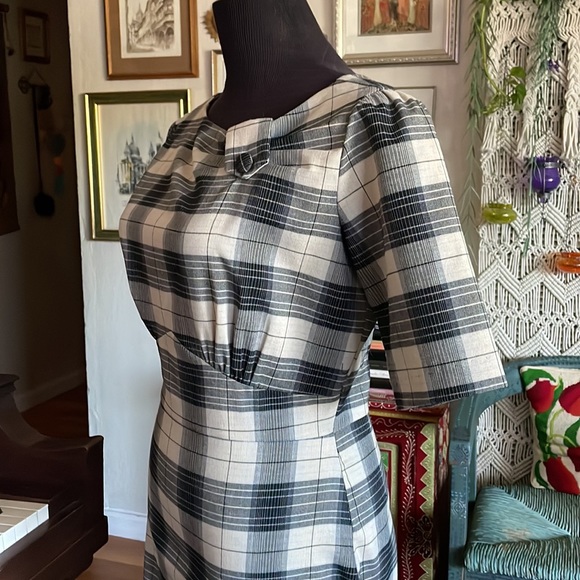 Stop Staring pin-up dress - Picture 5 of 8